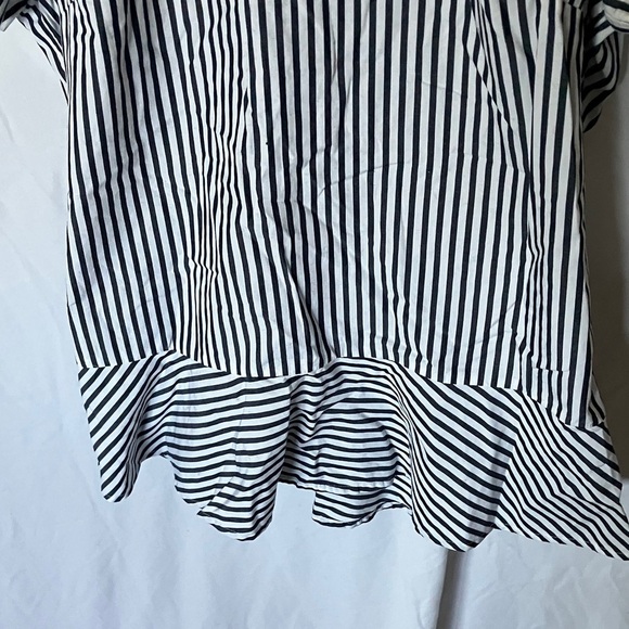 Banana Republic: Striped Black & White Top- M - Picture 12 of 14